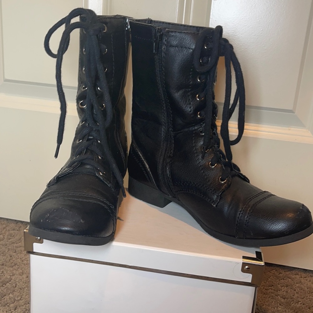 Black combat lace boots